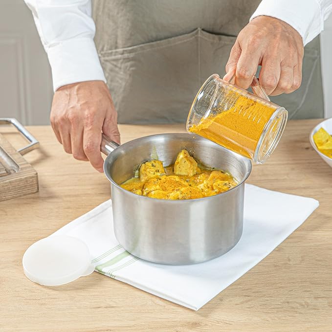 Restaurantware-RW Base 10 Ounce Clear Plastic Dredge Spice Shaker, 1 Reusable Dry Rub Shaker - Includes White Solid Lid, With Handle, Clear Polycarbonate Spice Holder, For Seasonings