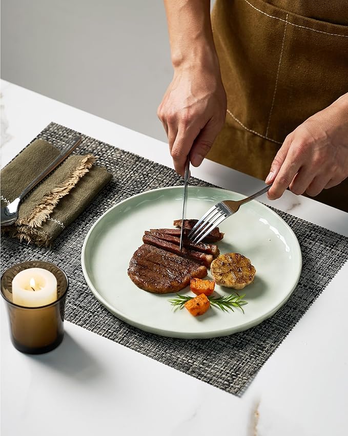 Famiware Mars Plates and Bowls Set, 12 Pieces Dinnerware Sets, Dishes Set for 4, Light Green