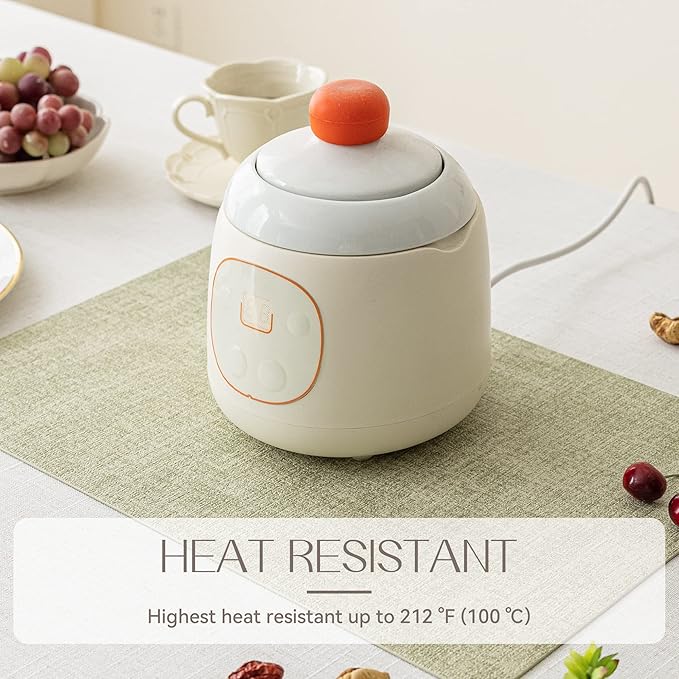 Romanstile Vinyl Placemats Set of 6-12 X 18 Inch - Heat Resistant Place Mats 100% Waterproof Oilproof Wipeable Reversible Faux Leather Table Mats for Kitchen/Dining/Party/Outdoor, Grass Green