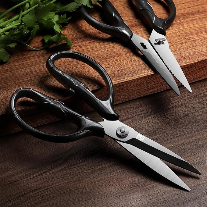 SHAN ZU 8.4" Titanium Heavy Duty Kitchen Scissors - Japanese 5Cr15MoV Stainless Steel Shears, All Purpose Detachable Shears for Meat/Herbs/Poultry, Dishwasher Safe, Gift Box Included (Black)