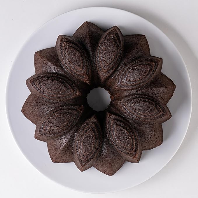 Baker's Secret Nonstick for Fluted Cake Pan, Perfect for Fluted Cakes, Die Cast Aluminum Cake Pans, 2 Layers Non-stick Coating For Easy Release, compatible with Fluted Cake Pans - (Bloom)