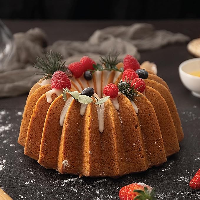 Baker's Secret Nonstick Fluted Cake Pans, Bake Unique Cakes, Die Cast Aluminum Cake Pans, 2 Layers Non-stick Coating Easy Release, Fluted Cake Pan - 9.7cups capacity 2024 - (French Wreath)