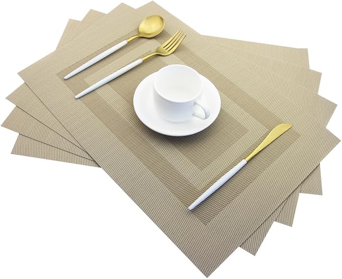 PIGCHCY Placemats Heat Resistant Non Slip Plastic Table Mats Washable Easy to Clean Woven Vinyl Kitchen Durable Placemats for Dining Table Set of 4 (Beige)