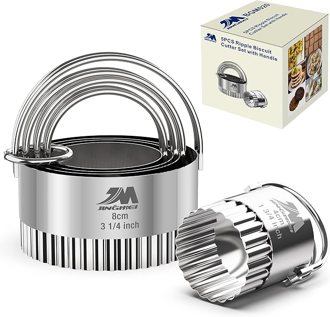 Fluted cookie cutter Set 1.75inch 2inch 2.25inch 2.75inch 3.25inch, Stainless Steel Round Biscuit Cutters with Handle, Wave Cookies Cutter with Fluted Edge, Baking Dough Tools, 5pcs GIFT