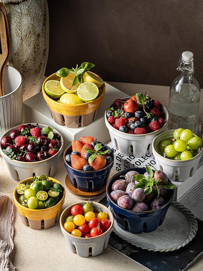 Gomakren Fruit Bowl with Holes, Ceramic Berry Basket Set of 2, 5.8 Inch Round Fruit Storage Containers for Kitchen, Farmhouse Strawberry Basket for Berries, Grape, Cherry, Gray