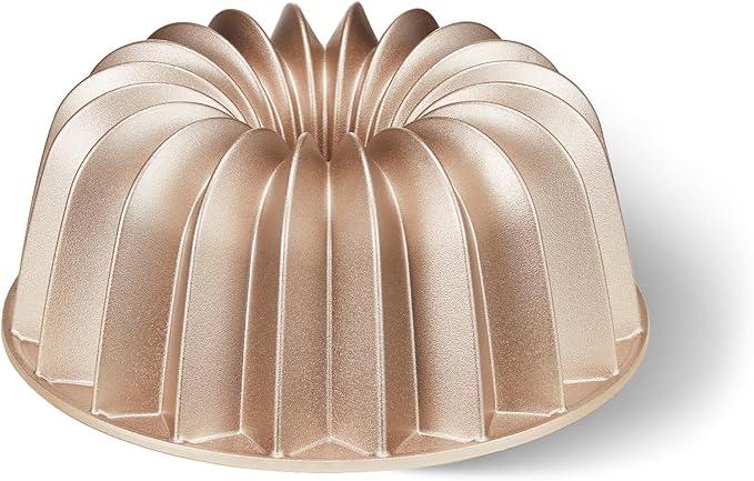 KITESSENSU Non-Stick Cake Pan, 9.5-Inch Aluminum Cake Mold, 10 Cup Fluted Heavy Duty Tube Pan, Durable Rust & Scratch-Resistant, Baking Mold for Jello, Gelatin, Chocoflan, Flan, French Wreath,Gold