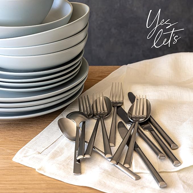 over&back 20pc Modern Flatware Cutlery Set - Comes with 4 Dinner Forks, 4 Salad Forks, 4 Dinner Knives, 4 Dinner Spoons, and 4 Teaspoons - 18/8 Stainless Steel - Dishwasher-Safe - Brushed Stainless