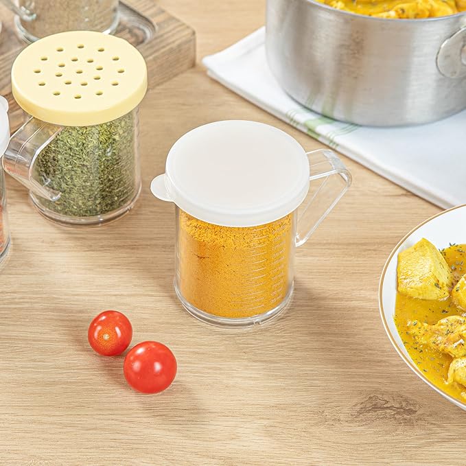 Restaurantware-RW Base 10 Ounce Clear Plastic Dredge Spice Shaker, 1 Reusable Dry Rub Shaker - Includes White Solid Lid, With Handle, Clear Polycarbonate Spice Holder, For Seasonings