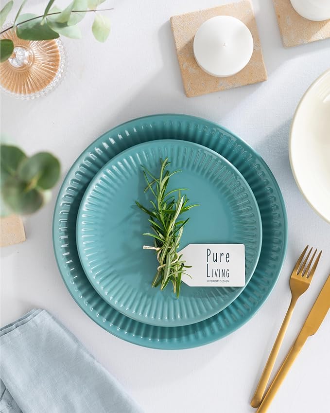 Stoneware Dinnerware Set for 4 People HYGGE 16-Piece - Elegant Scandi Design - Premium Dish Set - Bowl and Plate Set - Tableware for 4 People in a Ribbed Design - Pure Living in Green