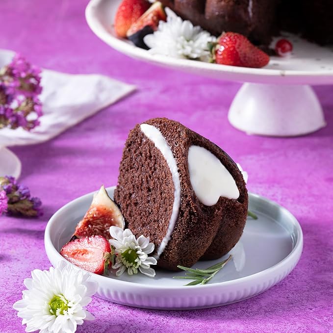 Heart Shape Aluminum Cake Pan, Titanium Coating, Non-Stick, 10 Cups, Heavy Duty, Gifts for Mom, 10 Inch Baking Mold, Cast Aluminum Fluted Tube Pan, Easy to Clean (Baton Black)