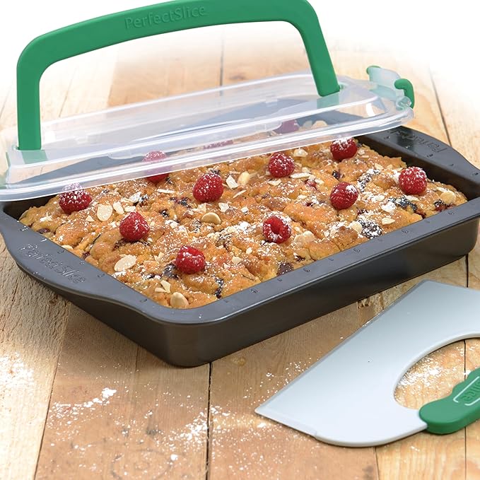 BergHOFF Perfect Slice 9" x 13' Inch Cake Pan With Cover and Perfect Slicing Tool. Creates Perfect Portions Of Your Baking And Holiday Dishes. Perfect Portions For All Of Your Family Desserts