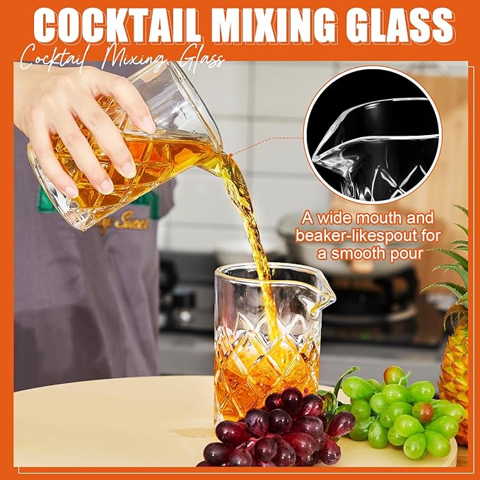 Dandat Cocktail Mixing Glass Crystal Stirring Glass Thick Bottom Seamless Cocktail Pitcher for Home Bartender Bar Whiskey Martini Drink Shaker Accessories (4 Pcs,17 oz)