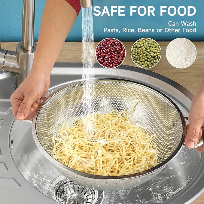 Colander for Kitchen, 4QT, Stainless Steel Colander Strainer with Handle for Fruits Vegetables Cooking Food, Dishwasher Safe