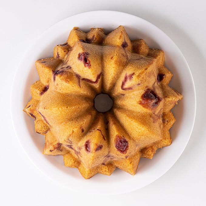 Baker's Secret Fluted Cake Pan, Cake Pans, Novelty Cake Pan, Die Cast Aluminum Cake Pans, 2 Layers Non-stick Coating, Novelty Cake Pan - The Cast Aluminum Collection (Cascade)