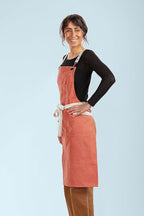 Caldo Split Leg Apron (Terracotta)