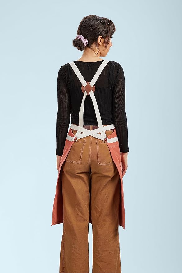 Caldo Split Leg Apron (Terracotta)