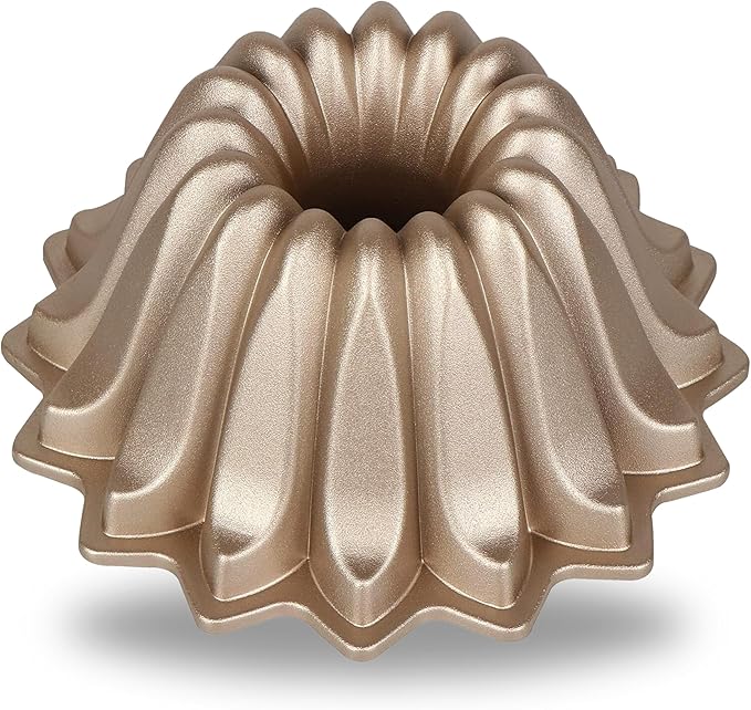 Baker's Secret for Fluted Cake Pan, Fluted Cake Pans, Die Cast Aluminum Cake Pans, 2 Layers Non-stick Coating, Novelty Cake Pan, 7.2 Cups Capacity - The Cast Aluminum Collection (Spring Water)