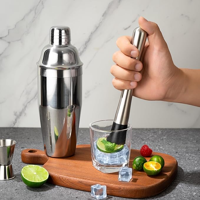 7-Piece Cocktail Shaker Set, 24oz Shaker Strainer Muddler Jigger Mixing Spoon Pourers, Bartender Kit, Bar Accessories, Stainless Steel Bar Set