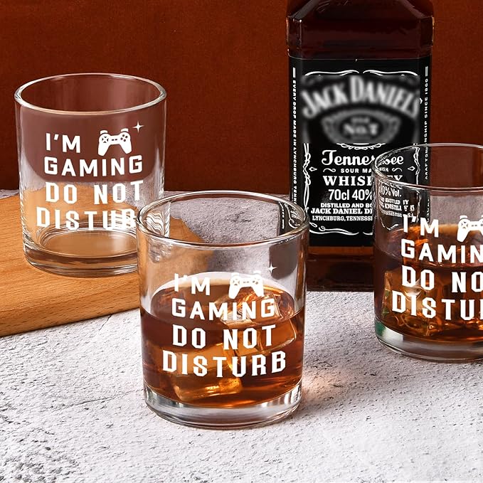 Futtumy Gaming Whiskey Glass for Men Gamer, I'm Gaming Do Not Disturb Whiskey Glass for Gamer, Funny Christmas Gifts Birthday Gifts for Gamers Boyfriend Boy Men Teen, Room Decor for Game Lover, 10 Oz