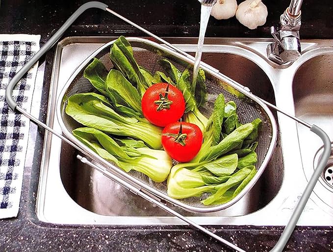 Over The Sink Colander, 6 Quarts Stainless Steel Oval Colander with Expandable Rubber Grip Handle, Fine Mesh Strainer Baskets Kitchen Colanders for Strain, Drain, Rinse Vegetables, Fruits, Grey