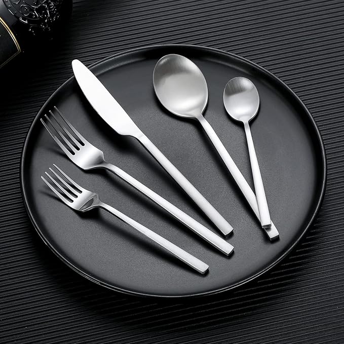 40-Piece Silver Silverware Set, Rectangular Flatware Set for 8, Matte Stainless Steel Cutlery Set, Food-Grade Utensils Set, for Home Kitchen Restaurant, Dishwasher Safe