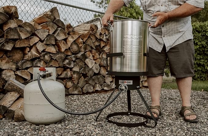 GasOne 30QT Turkey Fryer Set and Seafood Boil with Propane Gas Burner, Perforated Basket – Perfect Outdoor Cooker for Crawfish, Crab, Shrimp, Lobster, and Frying – Complete Outdoor Cooking Kit