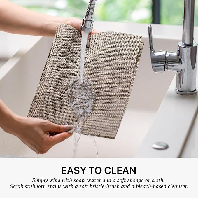 LEXMORE Placemats Set of 6 Vinyl/Plastic Woven Place Mats for Kitchen Table Indoor/Outdoor Washable Placemat Wipeable Dining Table Mats(Cappuccino)