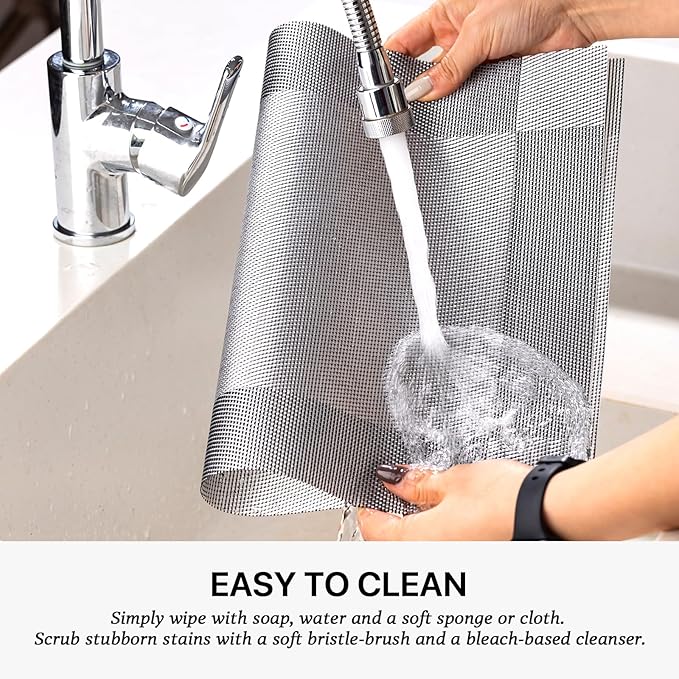 LEXMORE Placemats Set of 6 Vinyl/Plastic Woven Place Mats for Kitchen Table Indoor/Outdoor Washable Placemat Wipeable Dining Table Mats(Silver Cube)