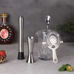 5PCS Crystal Cocktail Mixing Glass Set 18.6oz Bartender kit Cocktail Mixing Set Glass with Spoon, 1/2oz Jigger, Strainer and Muddler for Home Bar Party