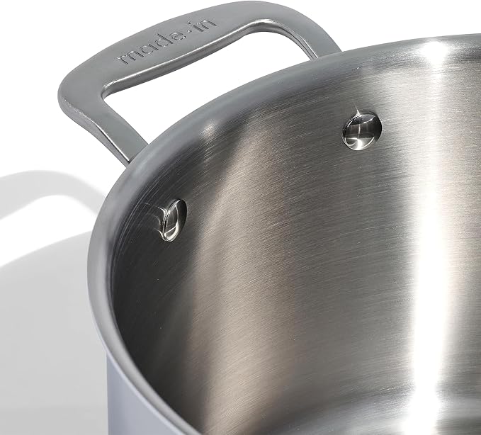 Made In Cookware - 8 Quart Stainless Steel Stock Pot With Lid - 5 Ply Stainless Clad - Professional Cookware - Crafted in Italy - Induction Compatible