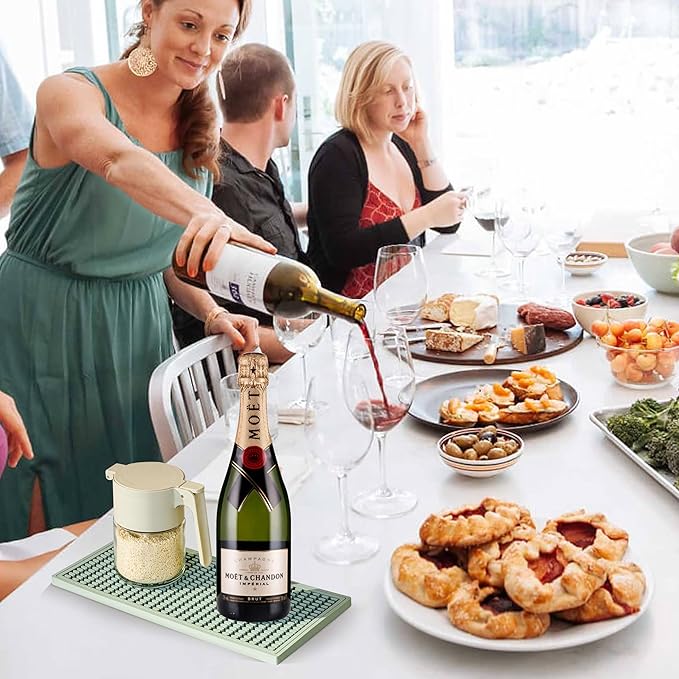 2PCS11.8 * 5.9in Green Bar Mat, Prevent Cups and Glasses from Sliding and Protect The Surface of The Table from Being Easily Damaged, Suitable for Bars, Home Bars and Coffee Bars