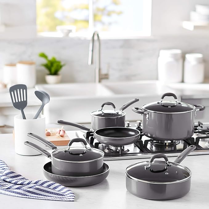 Amazon Basics Aluminum 12-Piece Cookware Set, Gray - Pots, Pans and Utensils