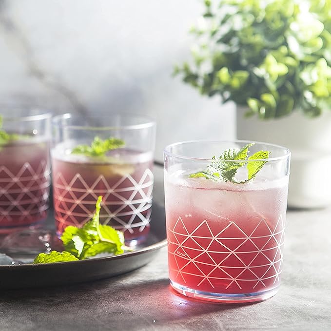 bzyoo BPA-Free Designed Dishwasher Safe 14 oz Plastic Tumbler Set which is Durable and Stackable Great For Parties, Anniversaries (6 PCS, Spidy White)