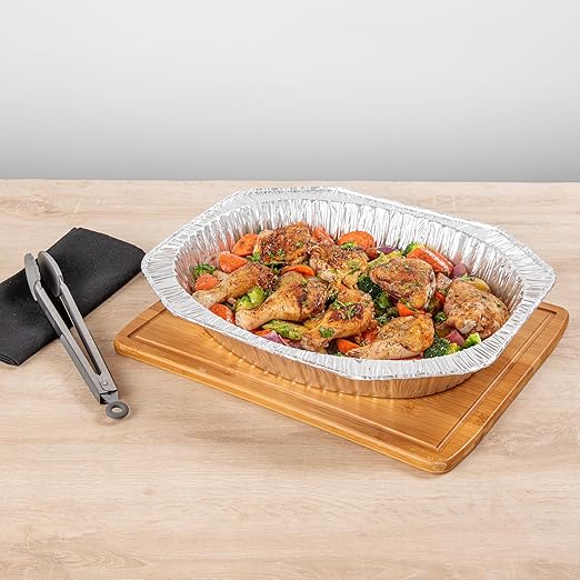 Restaurantware Foil Lux 17.6 x 14 x 3.1 Inch Oval Roasting Pans, 50 Oven-Ready Foil Pans - Freezable, Heavy-Duty, Aluminum Foil Disposable Baking Pans, For Cooking Turkey, Chicken, And More
