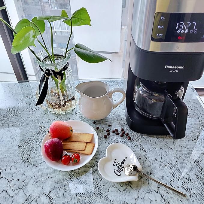 Heart-shaped Coffee Spoon Rest, Mini Coffee Spoon Holder, Small Ceramic Spoon Rest for Coffee Stirrers, Teaspoon, Bar Spoon, Coffee Bar Accessories, Coffee Station (White+Sliver spoon)