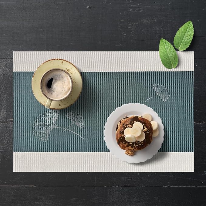 PIGCHCY Placemats Set of 8, Country Rustic Placemats Non-Slip Washable Durable Table Mats for Home/Dining Room Decoration (Green,18 X 12 inches)