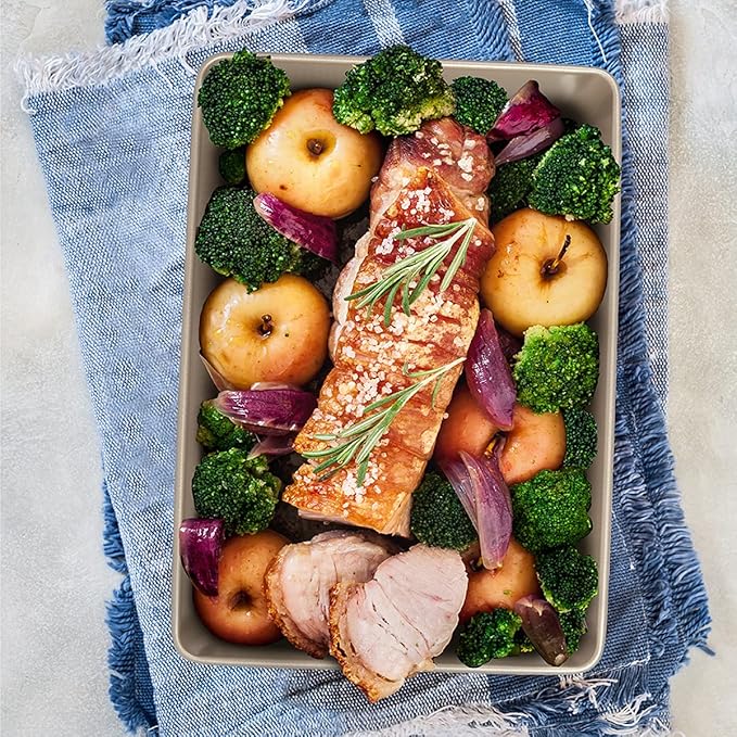 Glad Baking Pan Nonstick - Oblong Metal Dish for Cake and Lasagna - Heavy Duty Carbon Steel Bakeware, Small, Gold