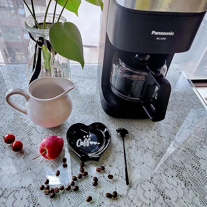 Heart-shaped Coffee Spoon Rest, Mini Coffee Spoon Holder, Small Ceramic Spoon Rest for Coffee Stirrers, Teaspoon, Bar Spoon, Coffee Bar Accessories, Coffee Station (Ture black+black Spoon)