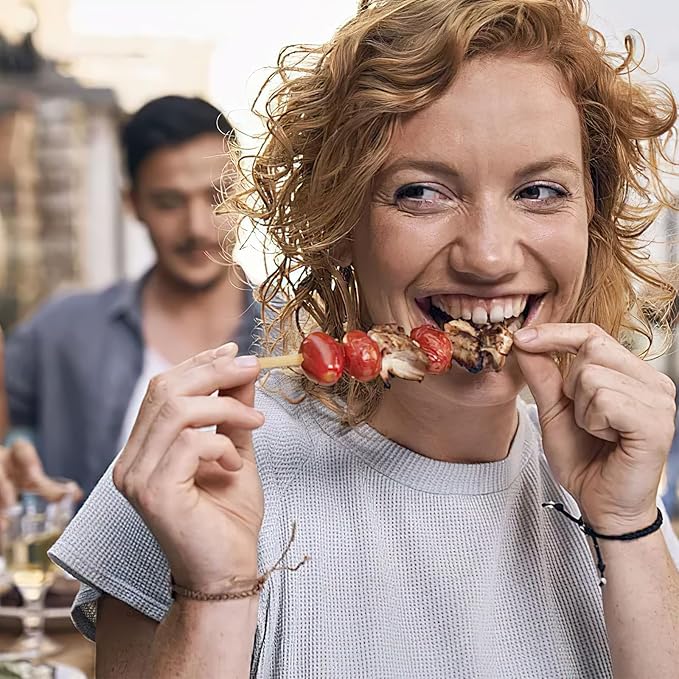 HANSGO Wooden Candy Apple Sticks, 5 mm 7 inch Birch Caramel Apple Cotton Sticks Semi Pointed Lollipop Skewer for Festival Party Favor BBQ Corn Dog