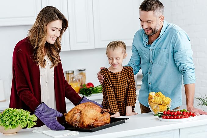 KITCHEN PERFECTION XL Silicone Smoker Oven Gloves -Extreme Heat Resistant BBQ Gloves -Handle Hot Food Right on Your Grill Fryer & Pit | Waterproof Oven Mitts Grill Gloves |Superior Value Set+3 Bonuses