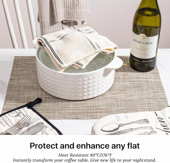 LEXMORE Placemats Set of 8 Vinyl/Plastic Woven Place Mats for Kitchen Table Indoor/Outdoor Washable Placemat Wipeable Dining Table Mats(Caramel)