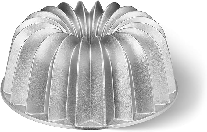 Nonstick Cake Pan, Nonstick Cast Aluminum bunt pan, 9.84” Fluted Tube Pan for Baking Unique Cake, 10 Cup Moldes para Pasteles, Cake Pans for Baking, High-Heat Resistant, Easy to Clean, Silver