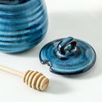 glowworm 12 Ounce Honey Pot, Honey Jars with Dipper, Ceramic Honey Dispenser for Home, Kitchen, Dishwasher Safe, Blue