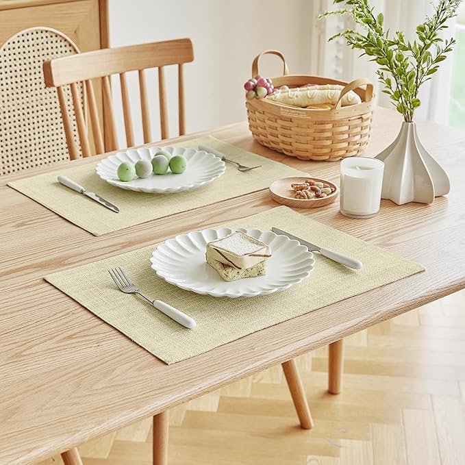 Softalker Faux Linen Placemats Set of 8-12 x 18 Inch, Heat Resistant Double Layered Durable Burlap Farmhouse Place Mats, Non-Slip Washable Rustic Table Mats for Dining, Kitchen, Party（Light Linen