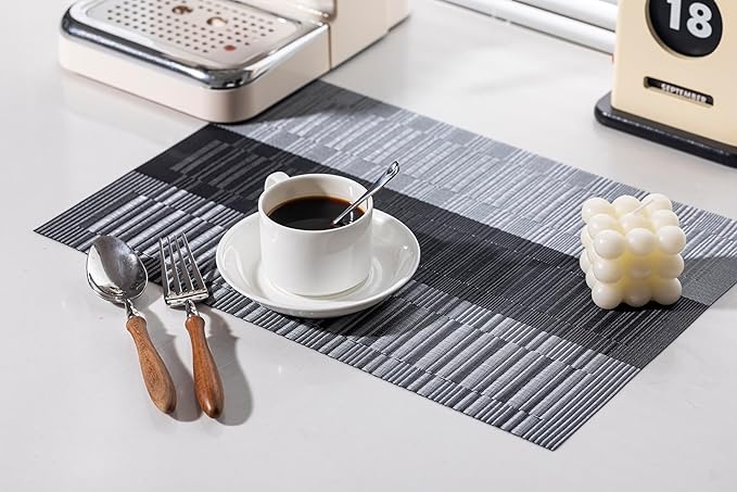 LEXMORE Placemats Set of 4 Vinyl/Plastic Woven Place Mats for Kitchen Table Indoor/Outdoor Washable Placemat Wipeable Dining Table Mats(Silver Gray Black)