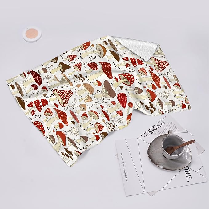 Mushroom Dish Towels for Drying Dishes, Absorbent Decorative Kitchen Towels, Cute Hand Towels Tea Tewels for Kitchen Baking Bar Bathroom Decoration,Mushroom Gifts for Women