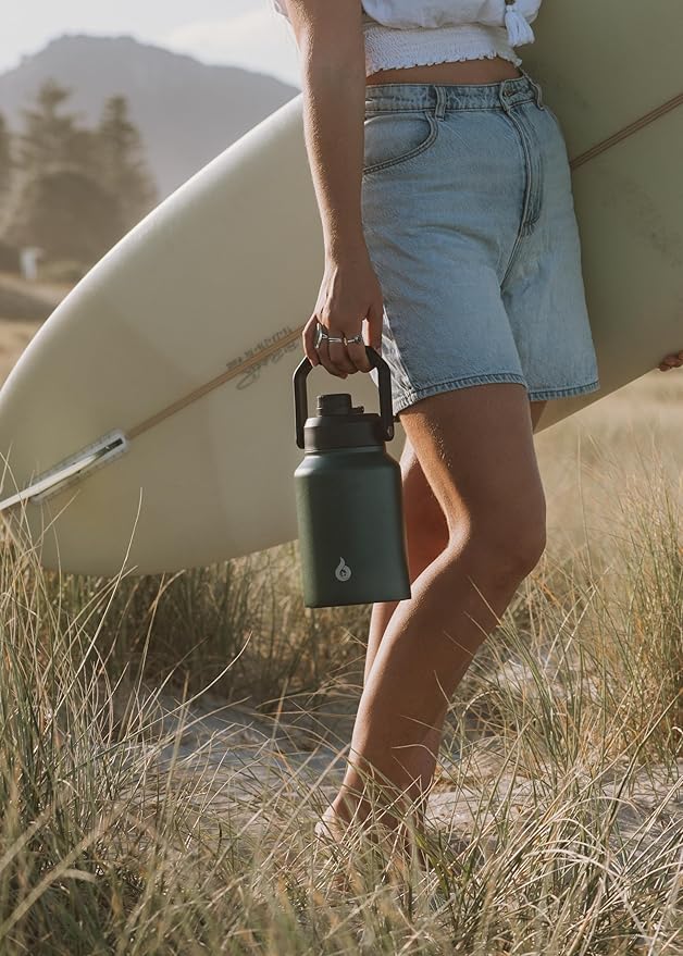 BJPKPK 64 oz Insulated Water Bottle, Dishwasher Safe Half Gallon Water Bottle with Ergonomic Handle, BPA Free Leak Proof Water Jug for Sports, Metal Thermos with Anti-slip Bottom, Navy Blue