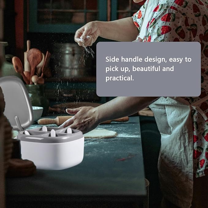 Seasoning Box with Lid and Spoon, 4 Compartment Spice Pots with Handle for Household kitchen for Salt Sugar Pepper Powder, Leakproof, Easy to Clean