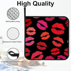 Red Lip Kiss Pot Holders 2 PCS for Kitchen, Heat Resistant Hot Pads for Cooking Grilling Baking BBQ, Pot Holders for Women Cook Essentials Accessories Home Microwave