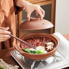 Unglazed Terracotta Ceramic Casserole Dish, Clay Pot, Earthen Pot Cookware with Lid for Dinner and Party, Stockpot for Rice Hot Pot, Stew, Bakeand Serve Oven Safe-Heat Resistant (1.3QT/1.4L)